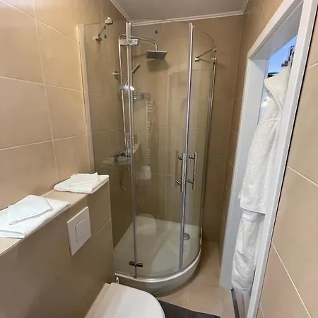 Διαμέρισμα Aparts4ring *