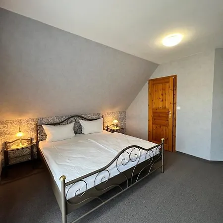 Aparts4ring Διαμέρισμα Nürburg