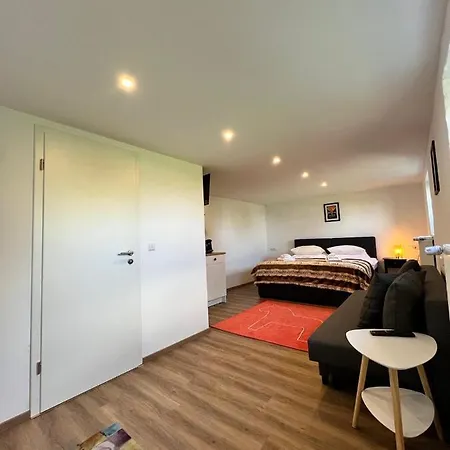 Διαμέρισμα Aparts4ring *